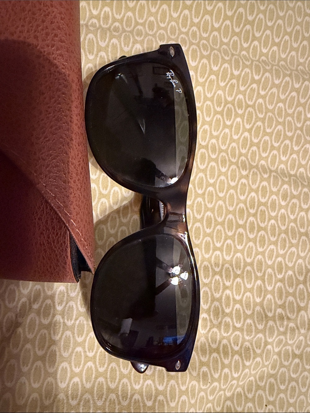 Ray-Ban Men’s turquoise Frame Polarized Sunglasses with Brown Case - Picture 2 of 3